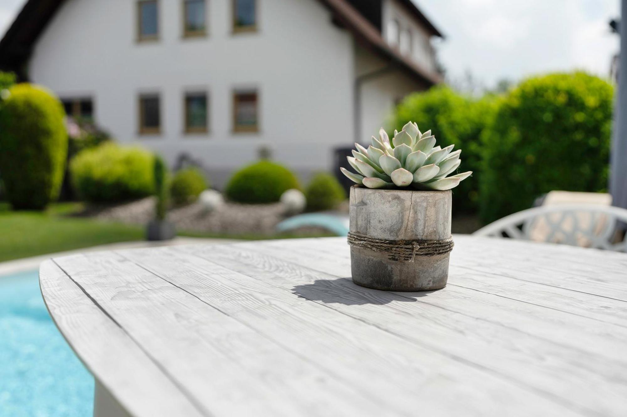 Ferienwohnung Paradies Weier Bagian luar foto